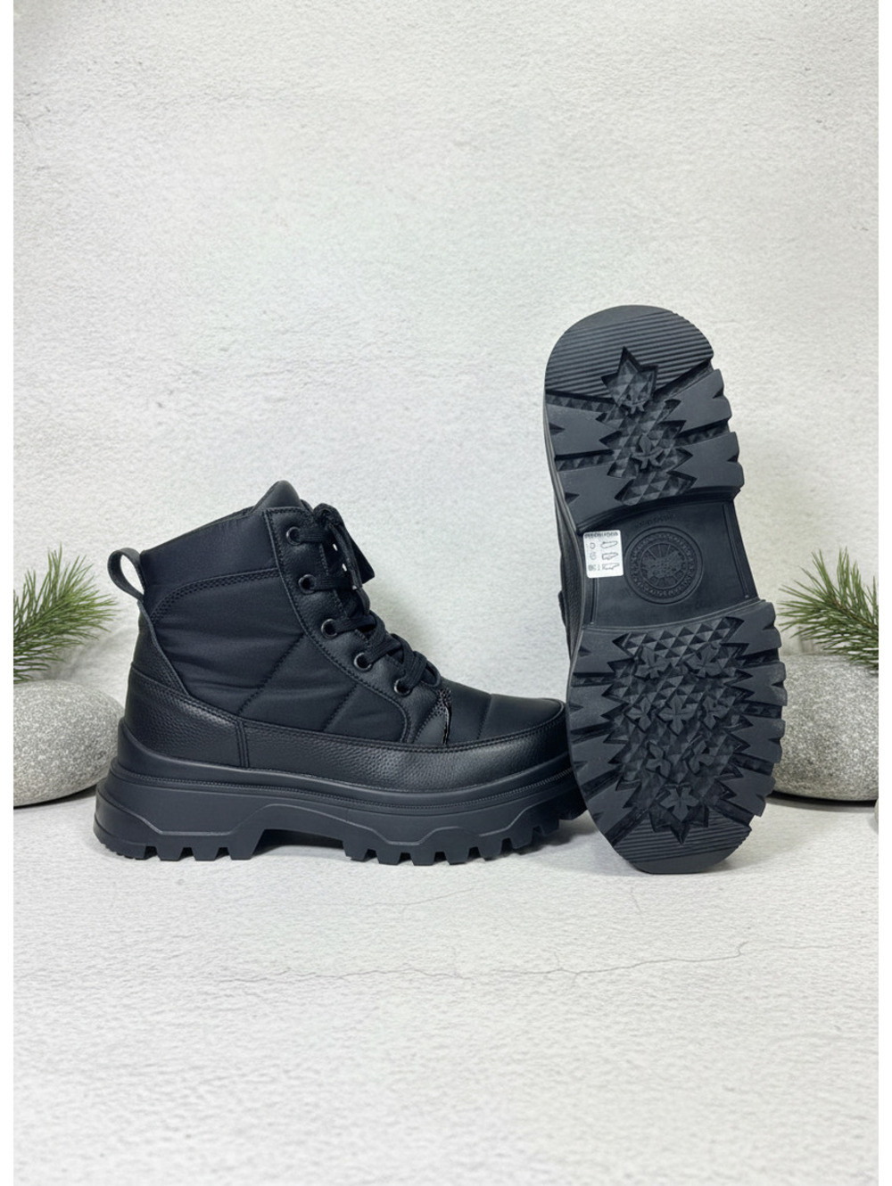 Canada Goose Journey Boot Black Leather Waterproof Winter Boots Sz 8.5 NWT Case